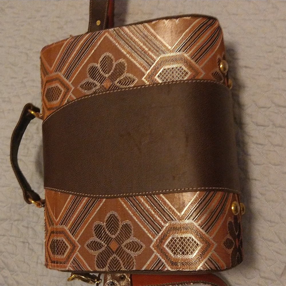 Nwot Large Brown Casual Thread Designer Inspired … - image 8